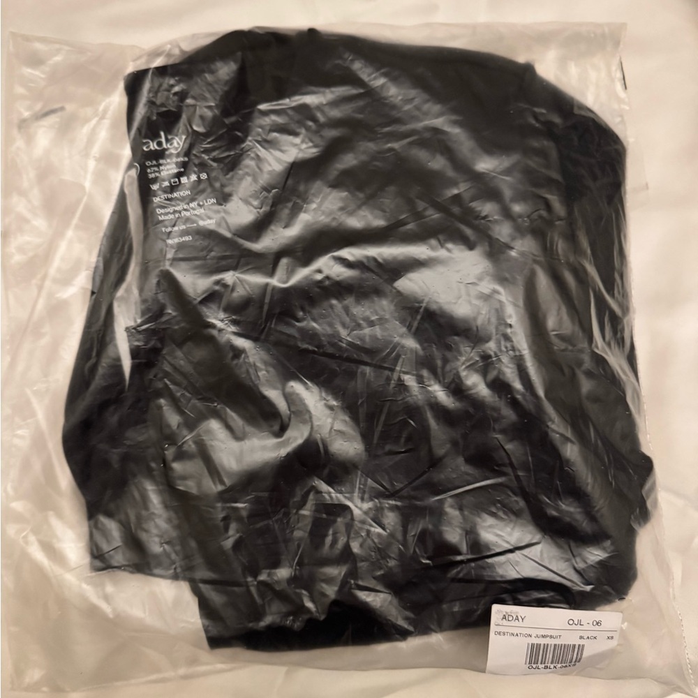 NWT ADAY Destination Jumpsuit Black XS - Stretch Convertible Cropped - Picture 5 of 10